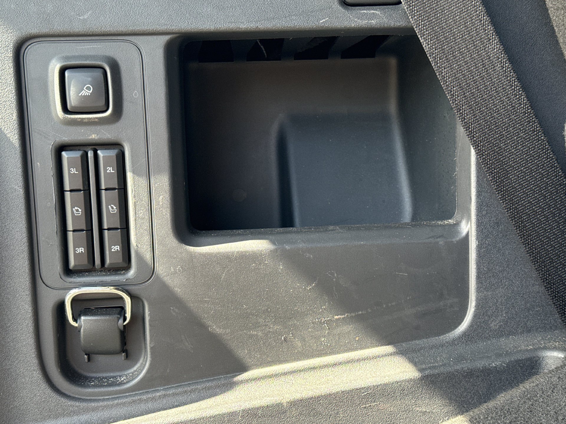 Used 2025 Ford Expedition Platinum AWD/4WD image 16