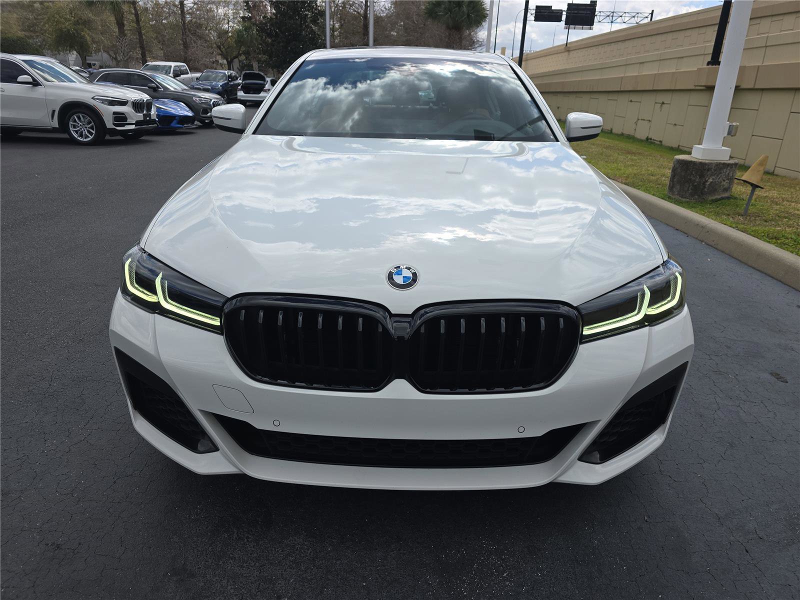 Certified 2023 BMW 540i xDrive w/ M Sport Package image 2