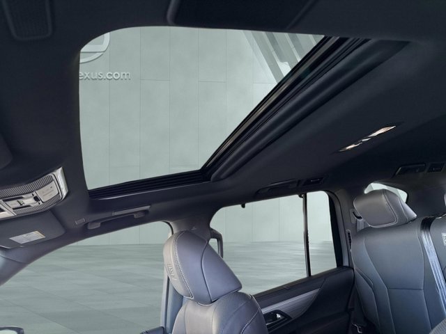 Certified 2026 Lexus LX 600 F Sport w/ Accessory Package (Z1) image 26