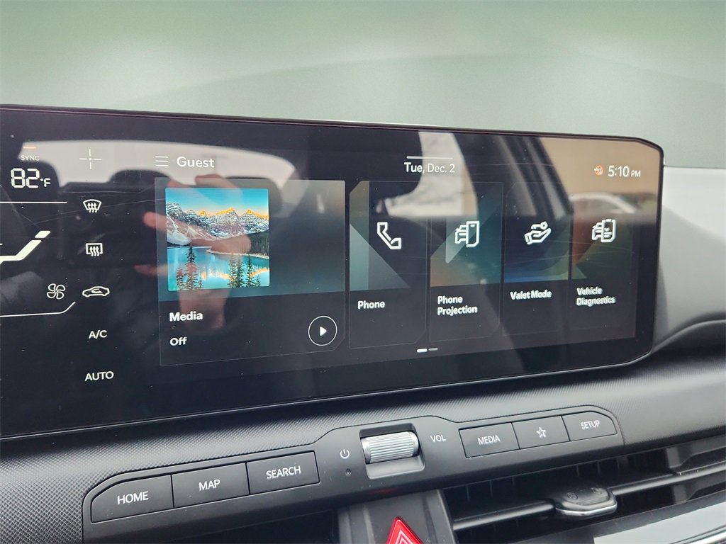 Used 2025 Kia K4 EX image 27