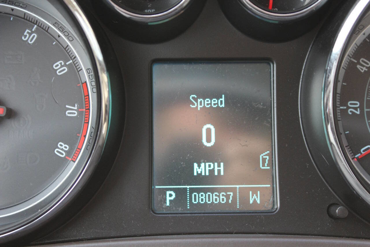 Used 2011 Buick Regal CXL w/ RL2 Preferred Equipment Group image 17