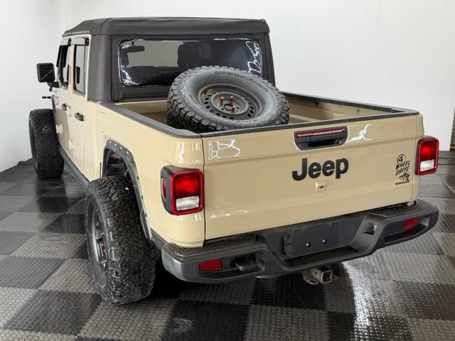 Used 2022 Jeep Gladiator Sport AWD/4WD image 9