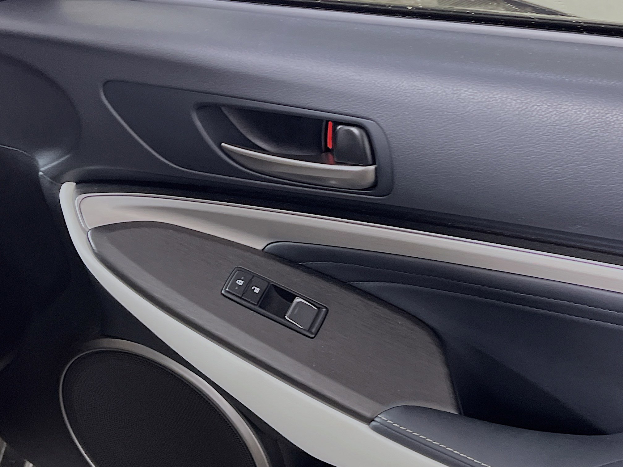 Used 2023 Lexus RC 350 F Sport image 31