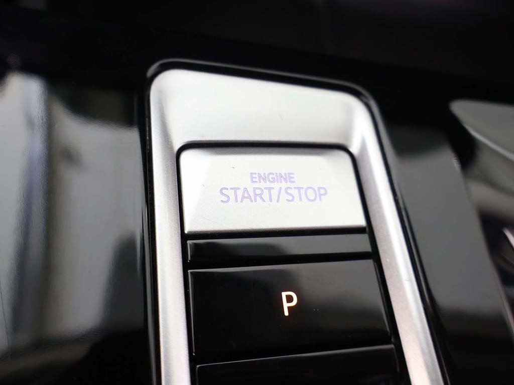 Used 2024 Volkswagen Atlas SE image 41