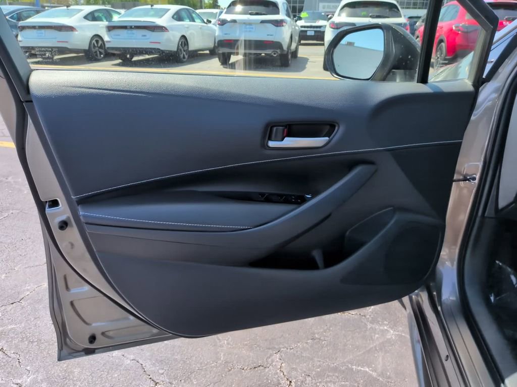 Used 2020 Toyota Corolla SE FWD image 16