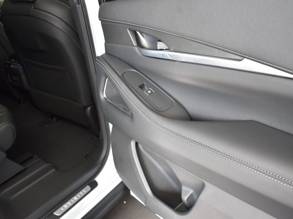 Used 2026 INFINITI QX60 Luxe w/ Cargo Package image 24