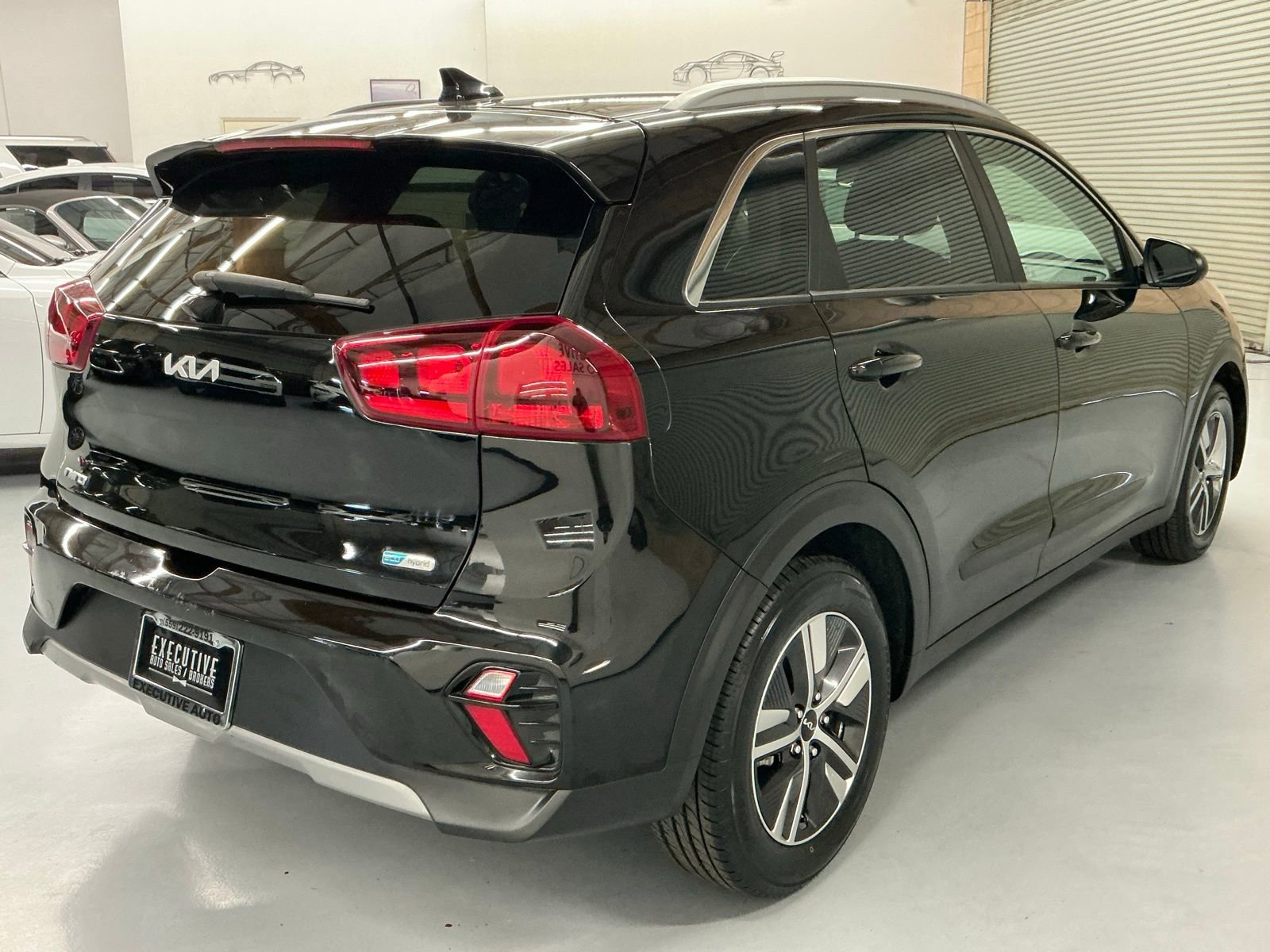 Used 2022 Kia Niro LXS w/ Digital Cluster Package image 5