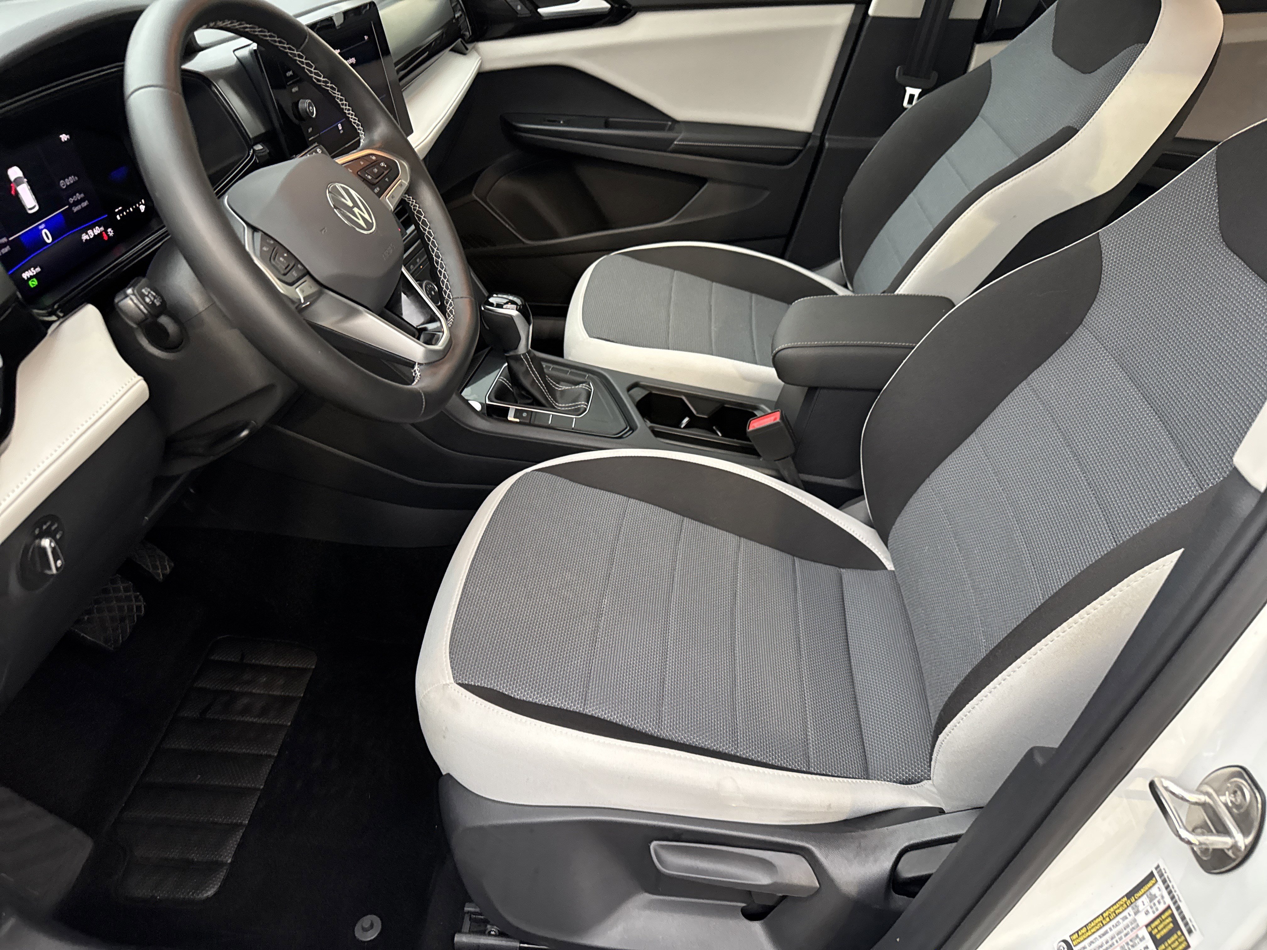 Certified 2025 Volkswagen Taos S image 5