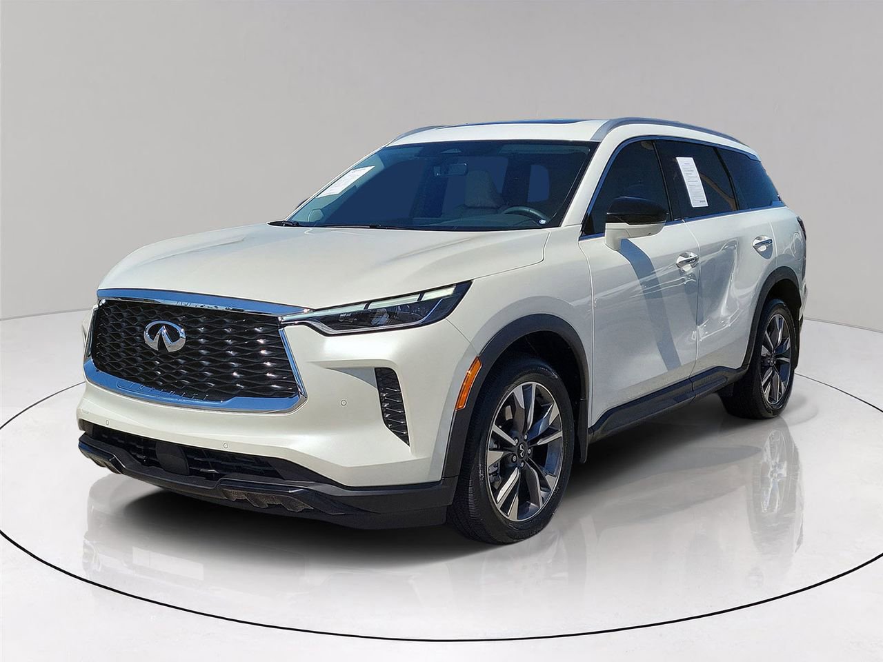 Used 2025 INFINITI QX60 Luxe w/ Lighting Package (N94) image 3