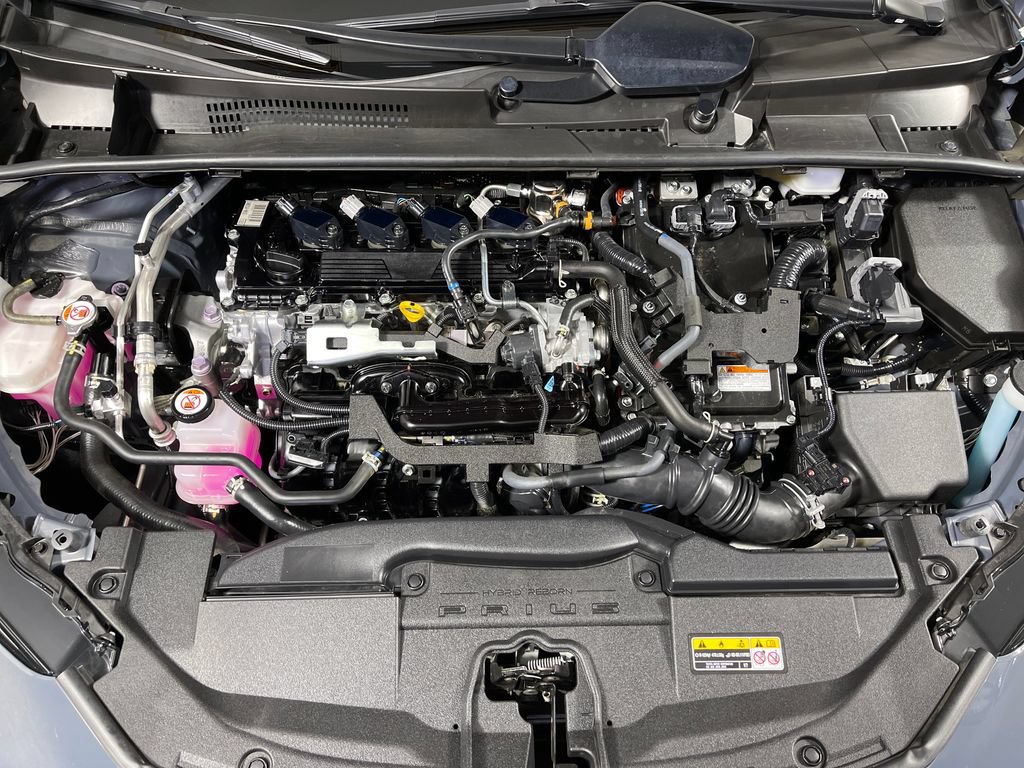 Certified 2024 Toyota Prius LE AWD/4WD image 9
