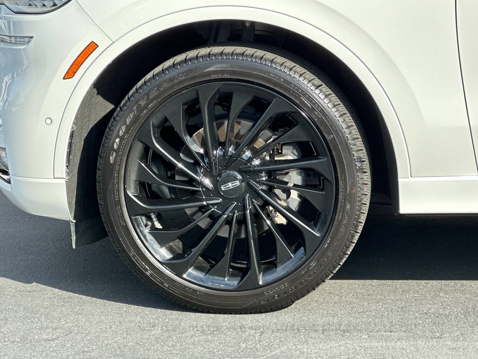 Certified 2023 Lincoln Aviator Black Label AWD/4WD image 26