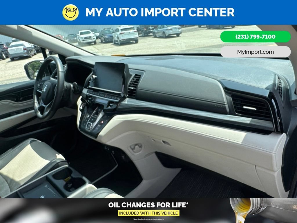 Used 2025 Honda Odyssey Elite image 31