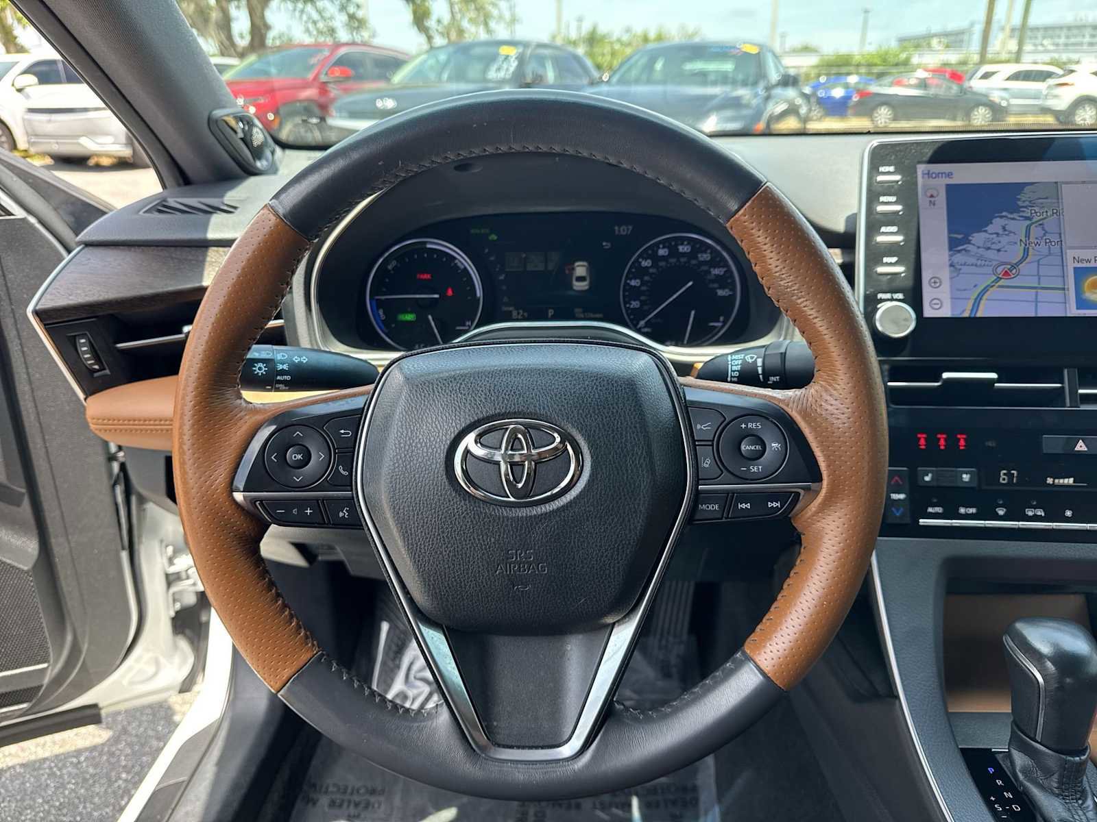 Used 2020 Toyota Avalon Limited FWD image 22