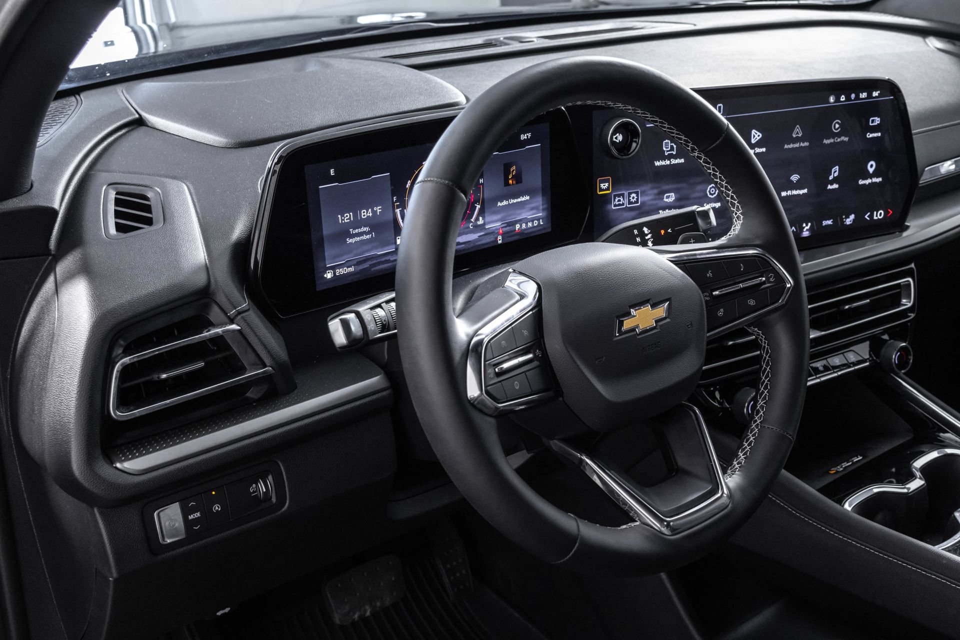 Used 2026 Chevrolet Traverse LT FWD image 31
