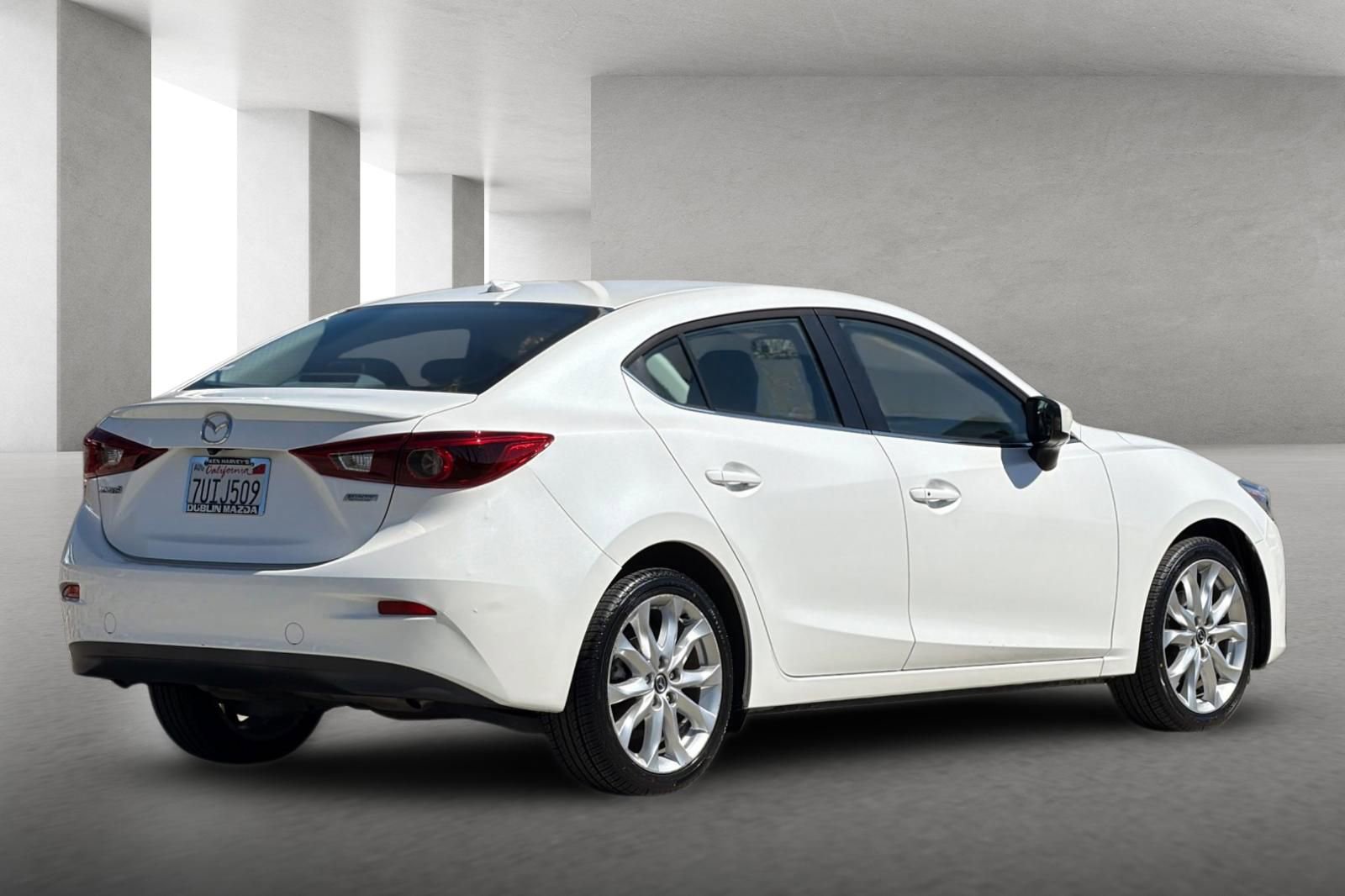 Used 2016 MAZDA MAZDA3 s Grand Touring w/ Technology Package image 4