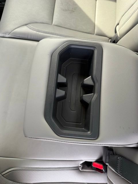 Used 2025 Toyota Tundra Limited AWD/4WD image 38