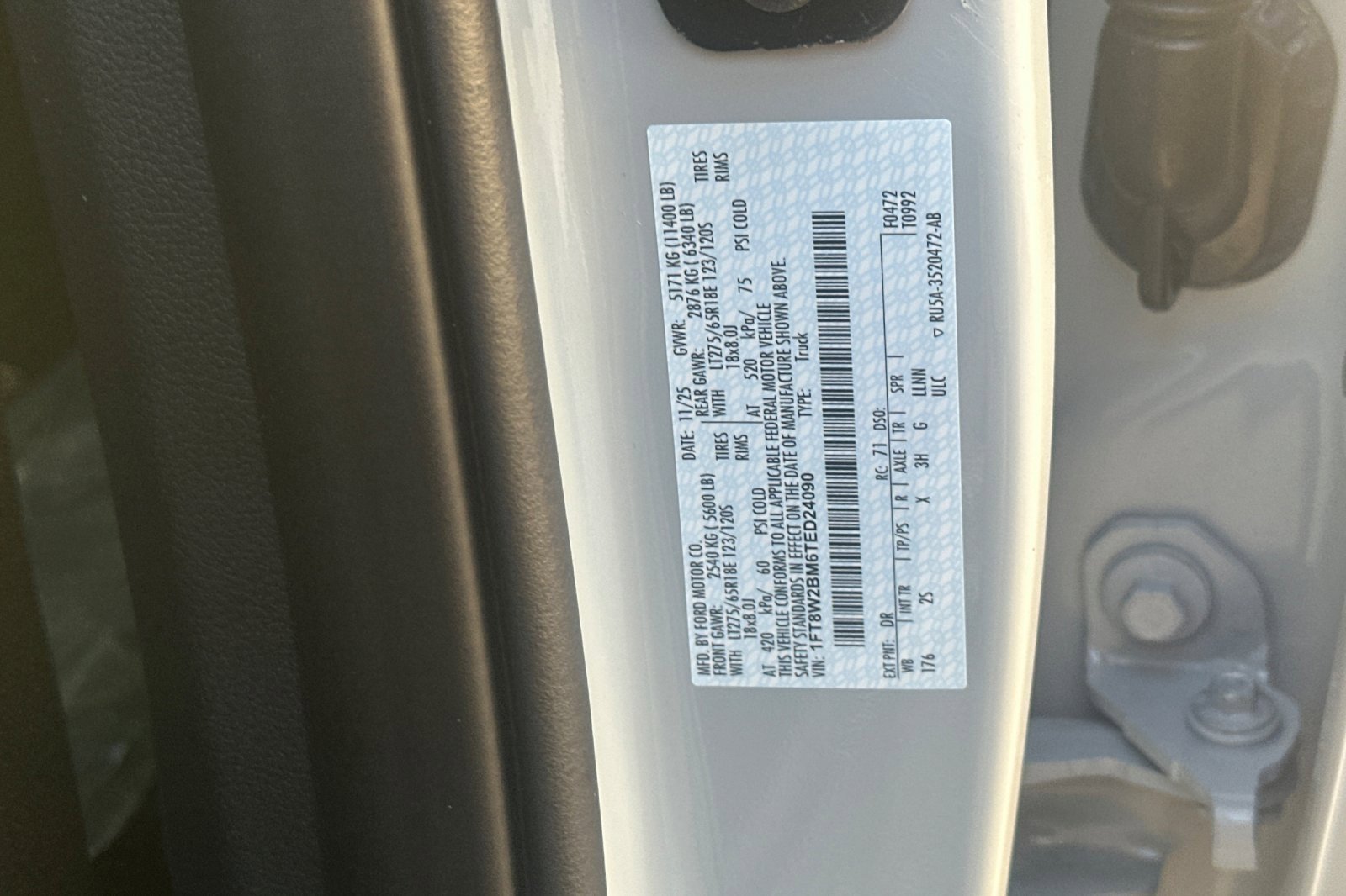 New 2026 Ford F250 XLT w/ XLT Premium Package image 25