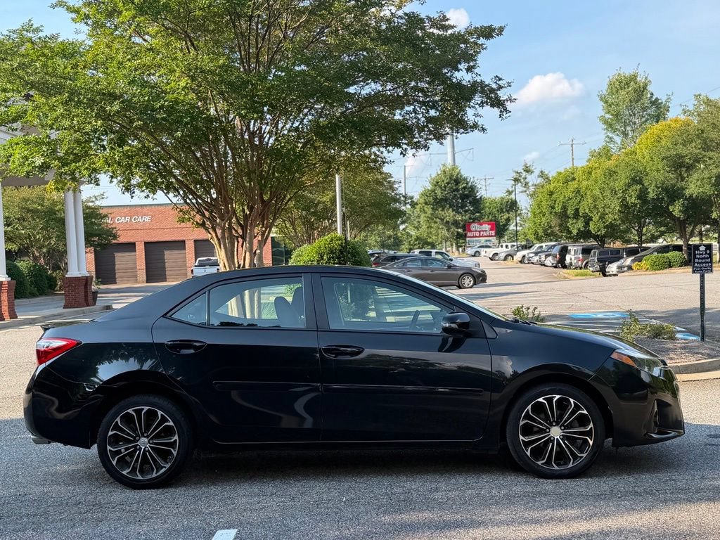 Used 2015 Toyota Corolla S FWD image 6