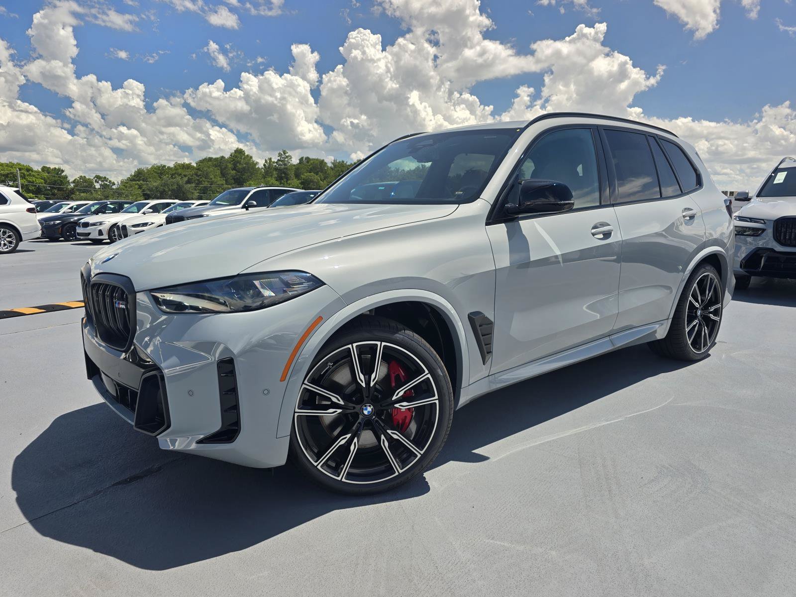 New 2026 BMW X5 M60i w/ Executive Package AWD/4WD image 25