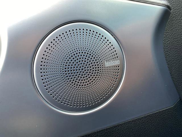 Used 2023 Genesis G70 3.3T w/ Sport Prestige Package image 25