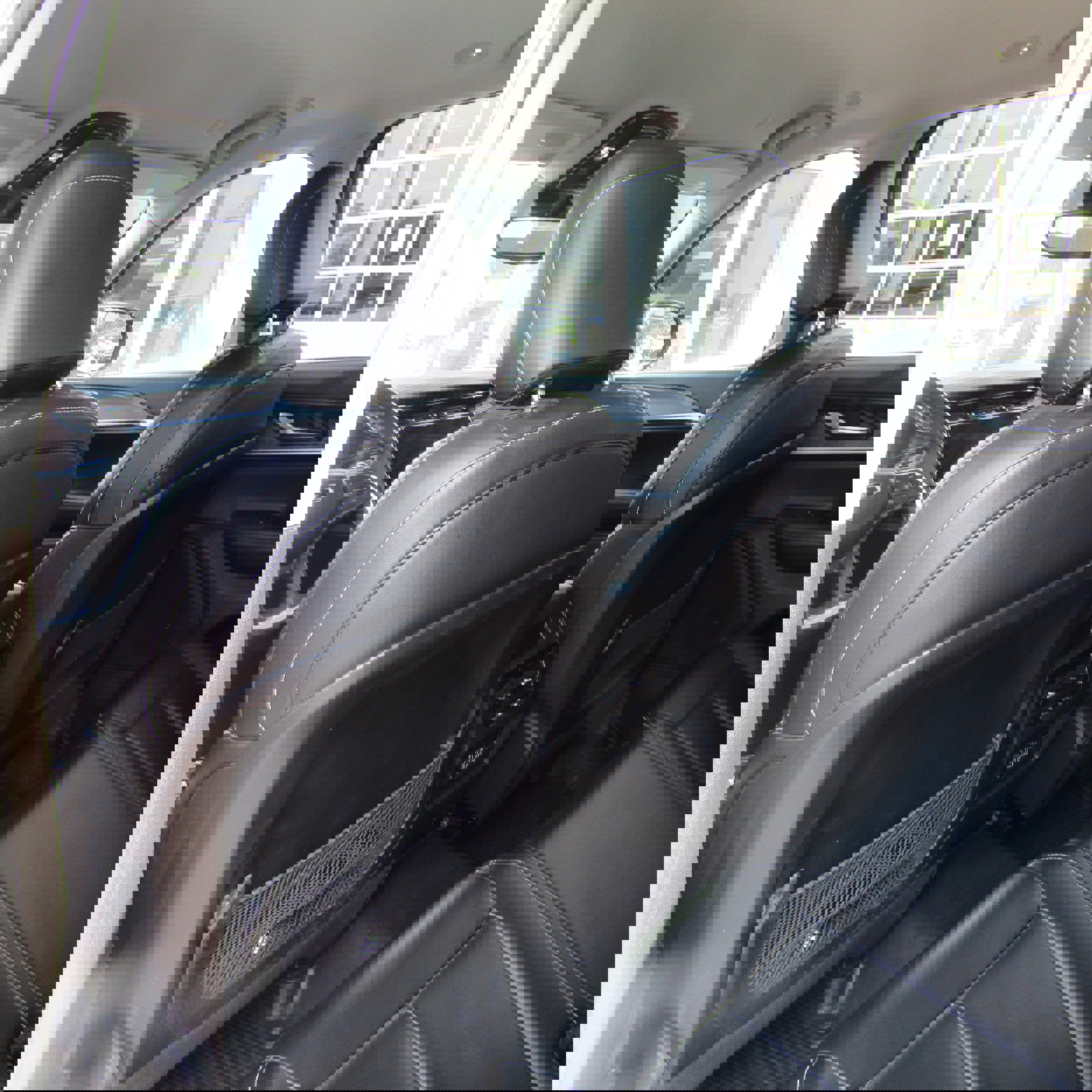 Used 2023 Jeep Grand Cherokee Limited image 11