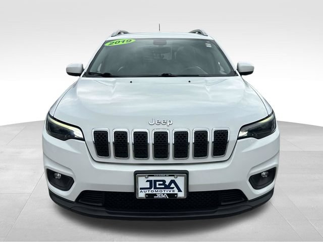 Used 2019 Jeep Cherokee Latitude Plus w/ Comfort/Convenience Group AWD/4WD image 23