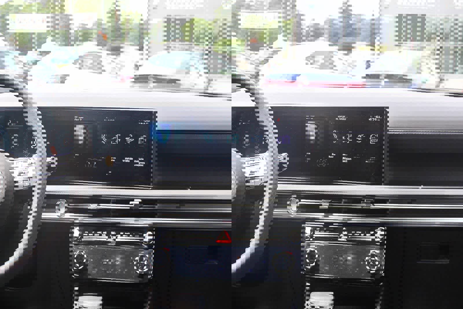 Certified 2025 Hyundai Tucson SEL image 18