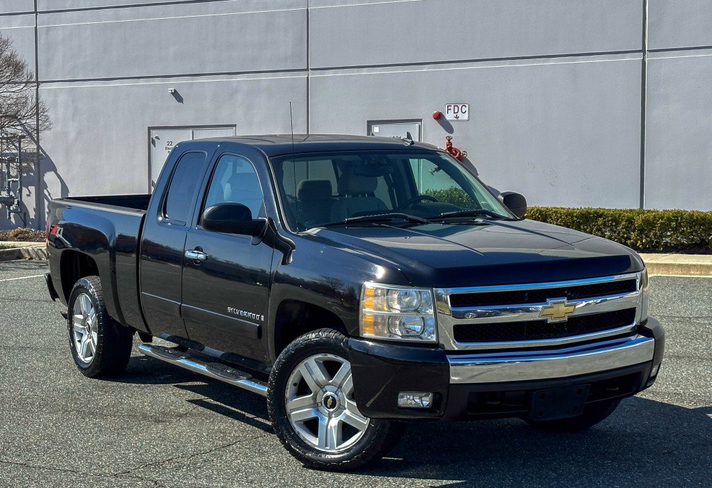 Used 2008 Chevrolet Silverado 1500 LT w/ All Star Edition image 4