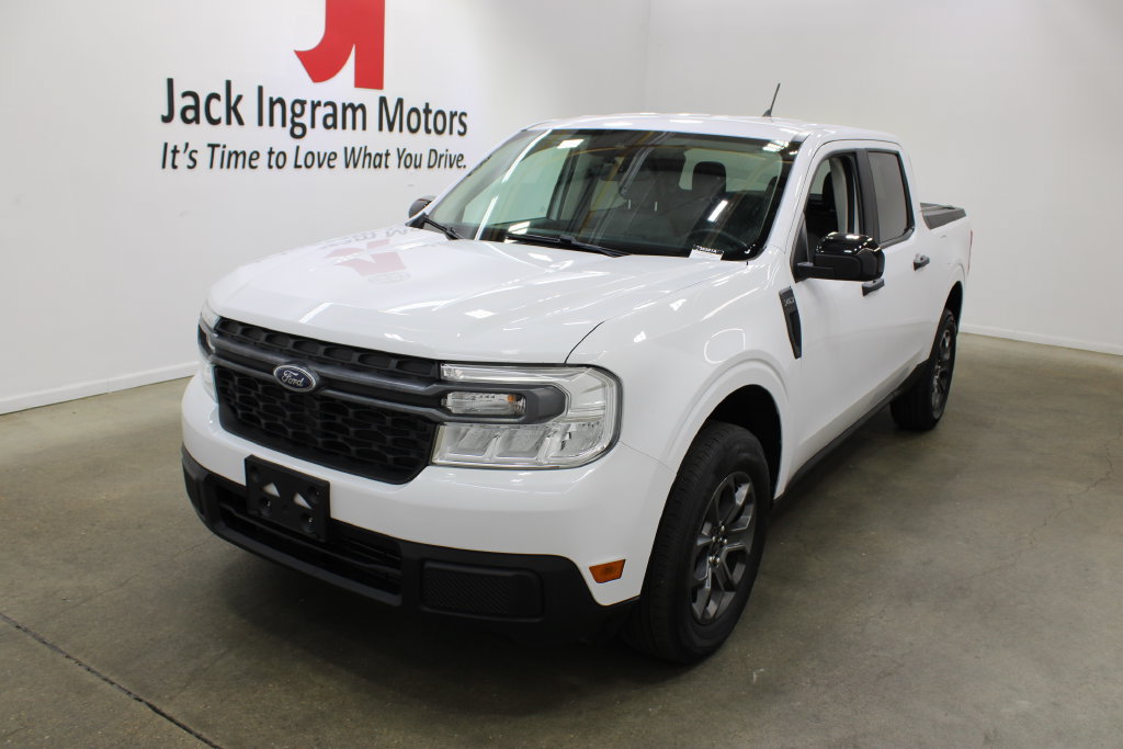 Used 2024 Ford Maverick XLT w/ XLT Luxury Package AWD/4WD image 2