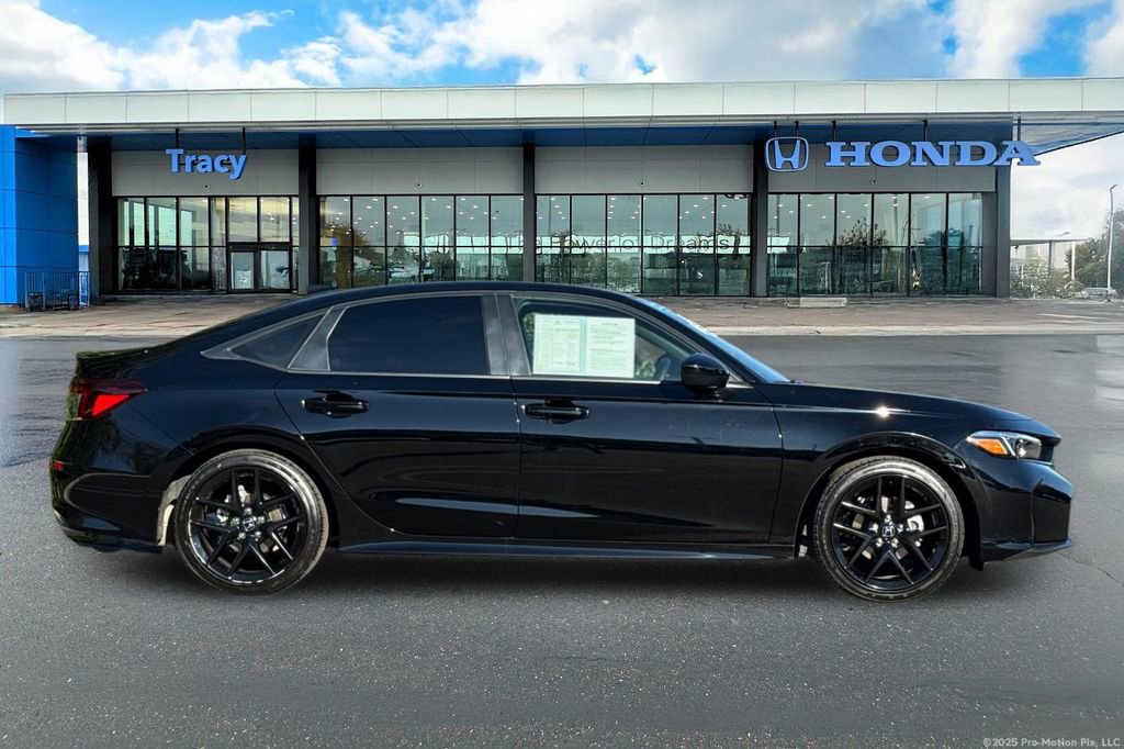 Certified 2025 Honda Civic Sport image 3
