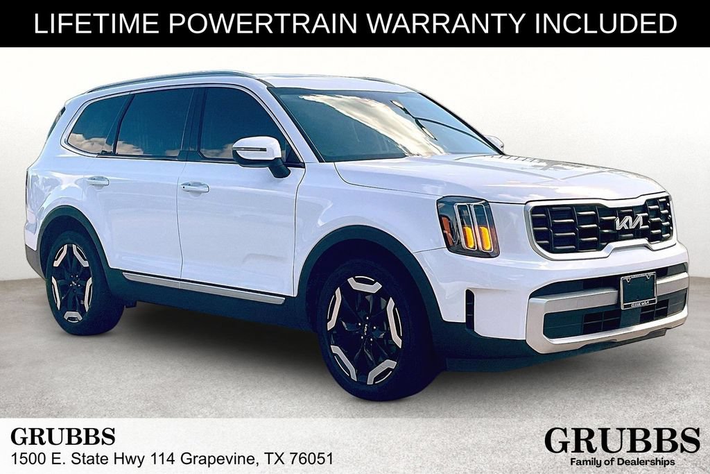 Used 2024 Kia Telluride S w/ S Sunroof Package