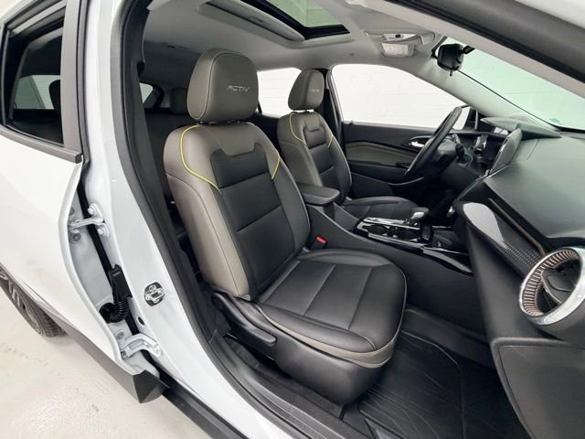 Certified 2025 Chevrolet Trax ACTIV w/ Sunroof Package image 30