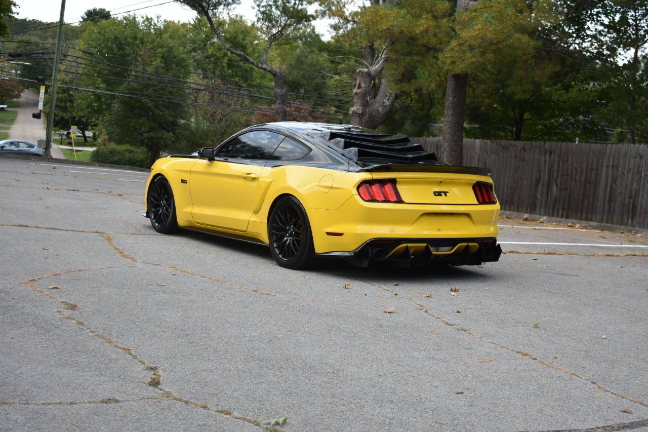 Used 2015 Ford Mustang GT Premium w/ GT Performance Package RWD image 4