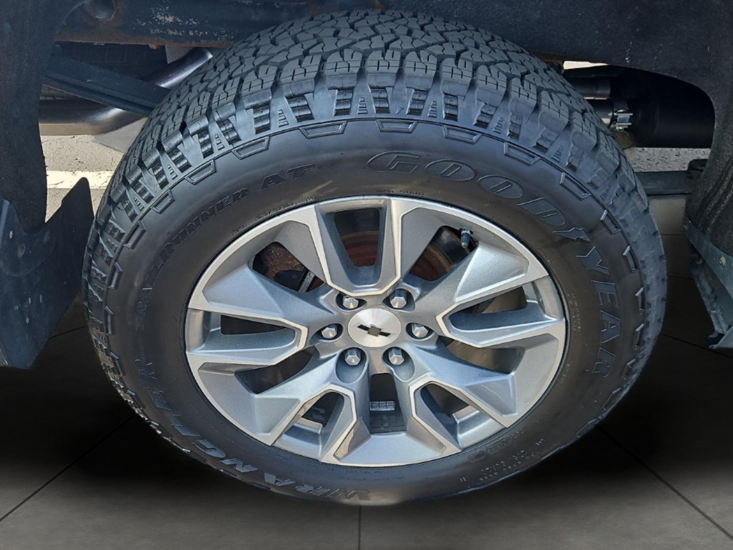 Certified 2022 Chevrolet Silverado 1500 RST AWD/4WD image 15