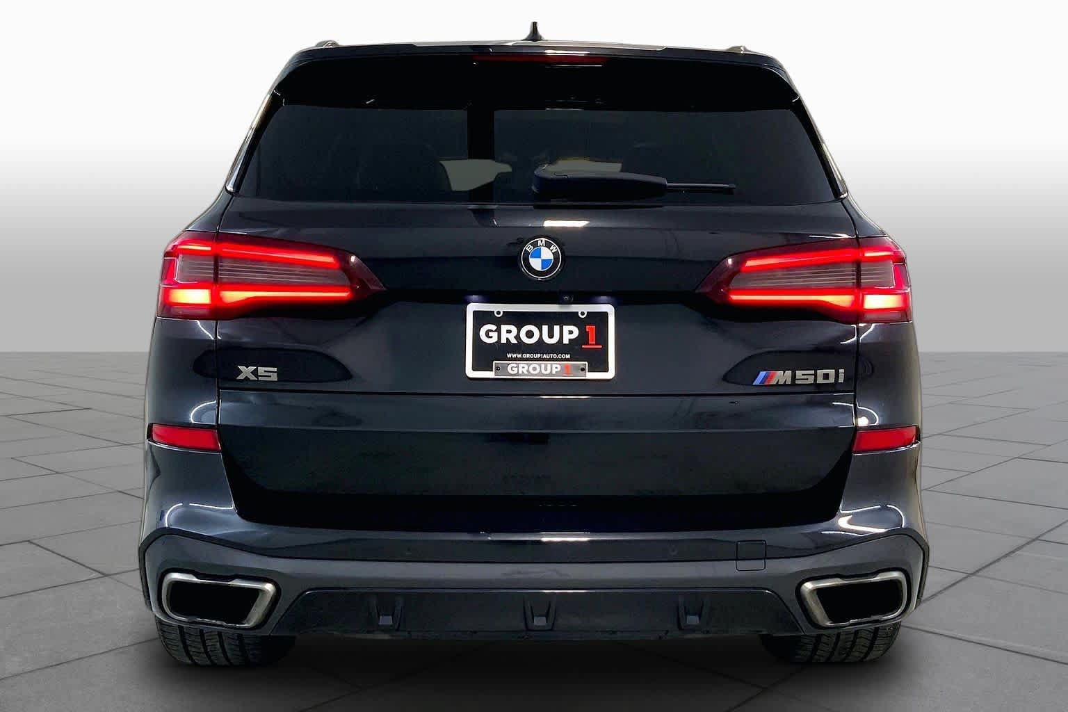 Used 2022 BMW X5 M50i w/ Premium Package AWD/4WD image 4