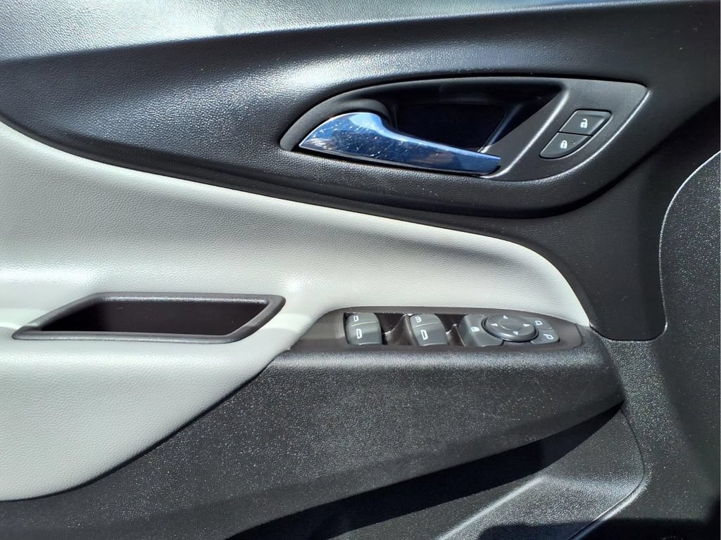 Used 2020 Chevrolet Equinox LS w/ LS Convenience Package FWD image 22