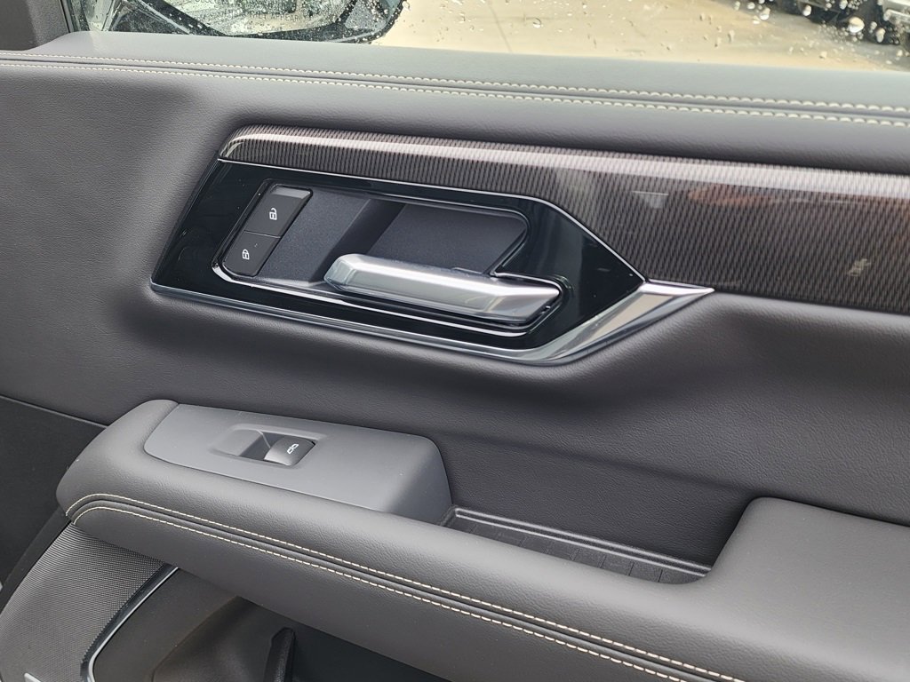 New 2026 GMC Yukon Elevation image 40