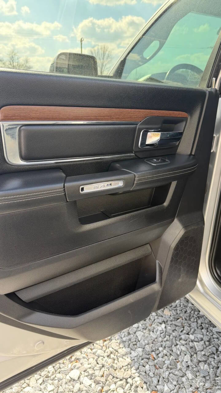 Used 2015 RAM 2500 Laramie w/ Convenience Group image 18