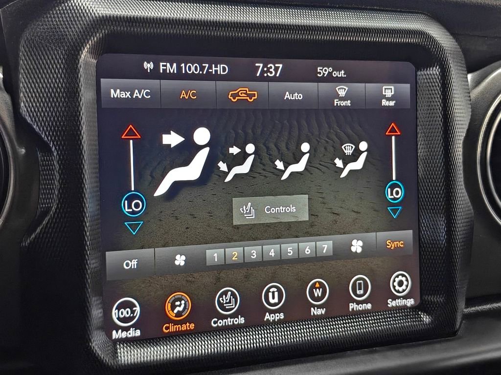 Used 2023 Jeep Gladiator Willys image 42
