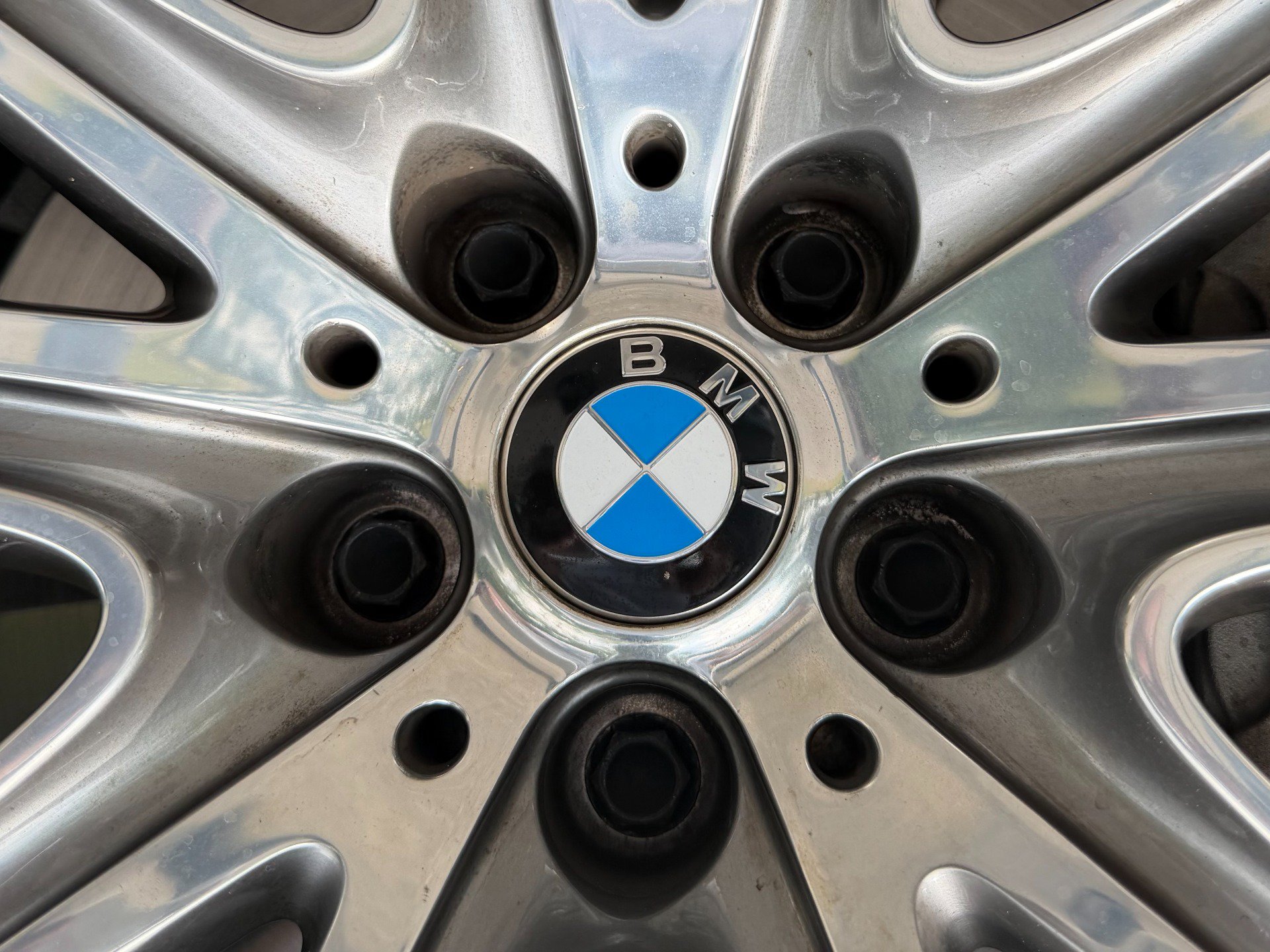 Used 2021 BMW 740i RWD image 13