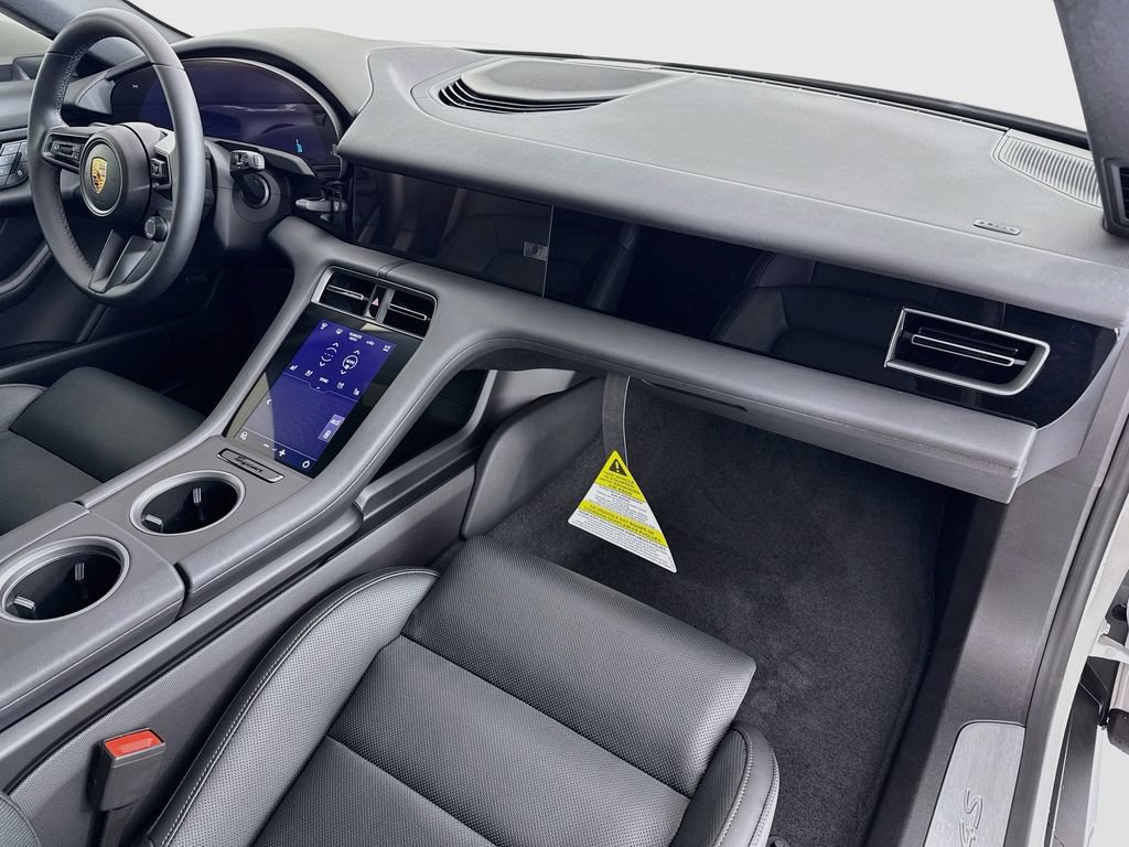New 2026 Porsche Taycan 4S AWD/4WD image 30