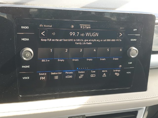 New 2027 Volkswagen Taos SE AWD/4WD image 24
