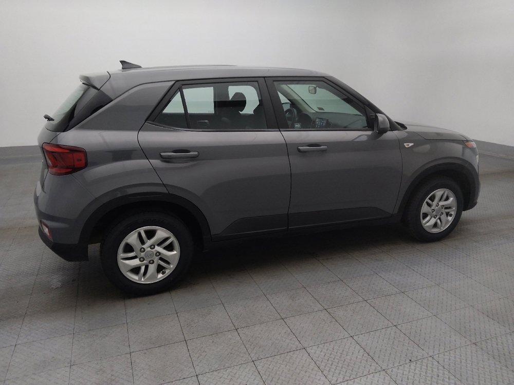 Used 2021 Hyundai Venue SE image 10