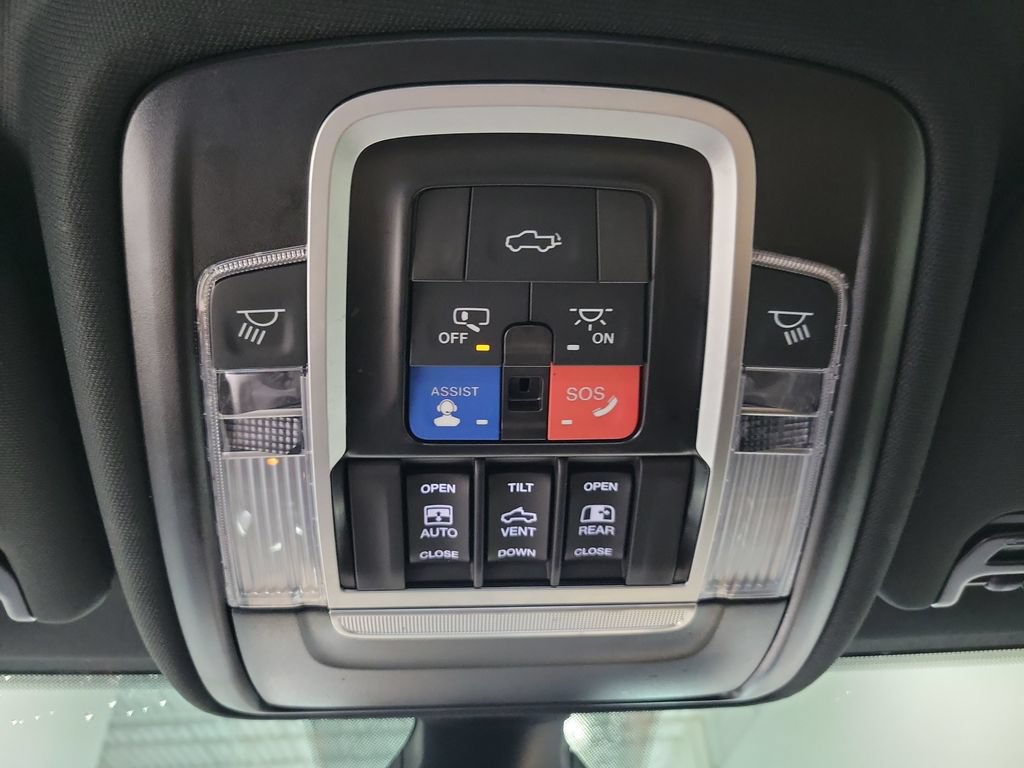 Used 2024 RAM 2500 Limited w/ Towing Technology Group AWD/4WD image 60
