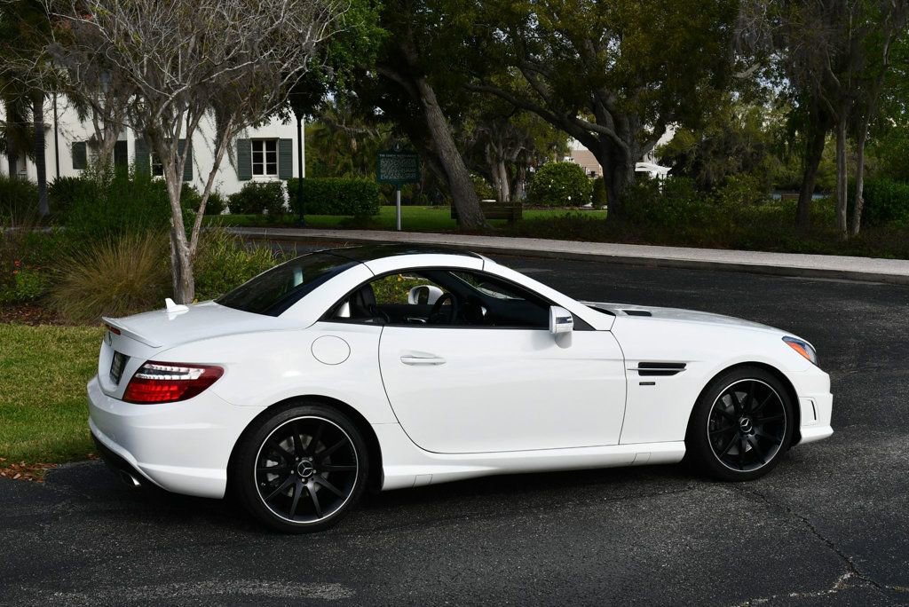 Used 2015 Mercedes-Benz SLK 350 image 40