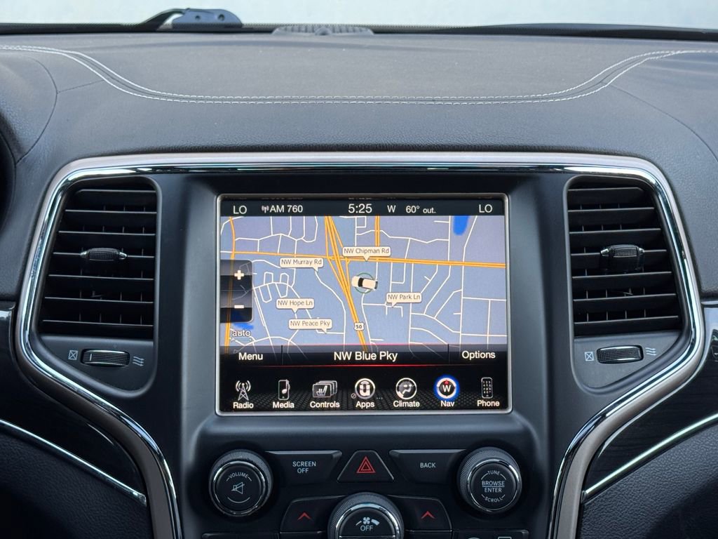 Used 2015 Jeep Grand Cherokee Overland image 16