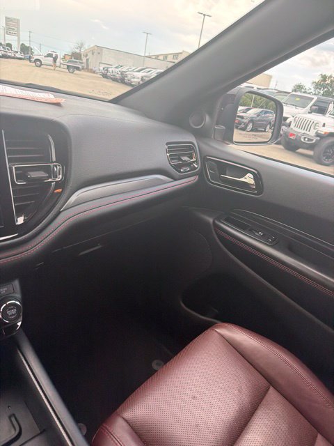 Used 2025 Dodge Durango GT AWD/4WD image 31