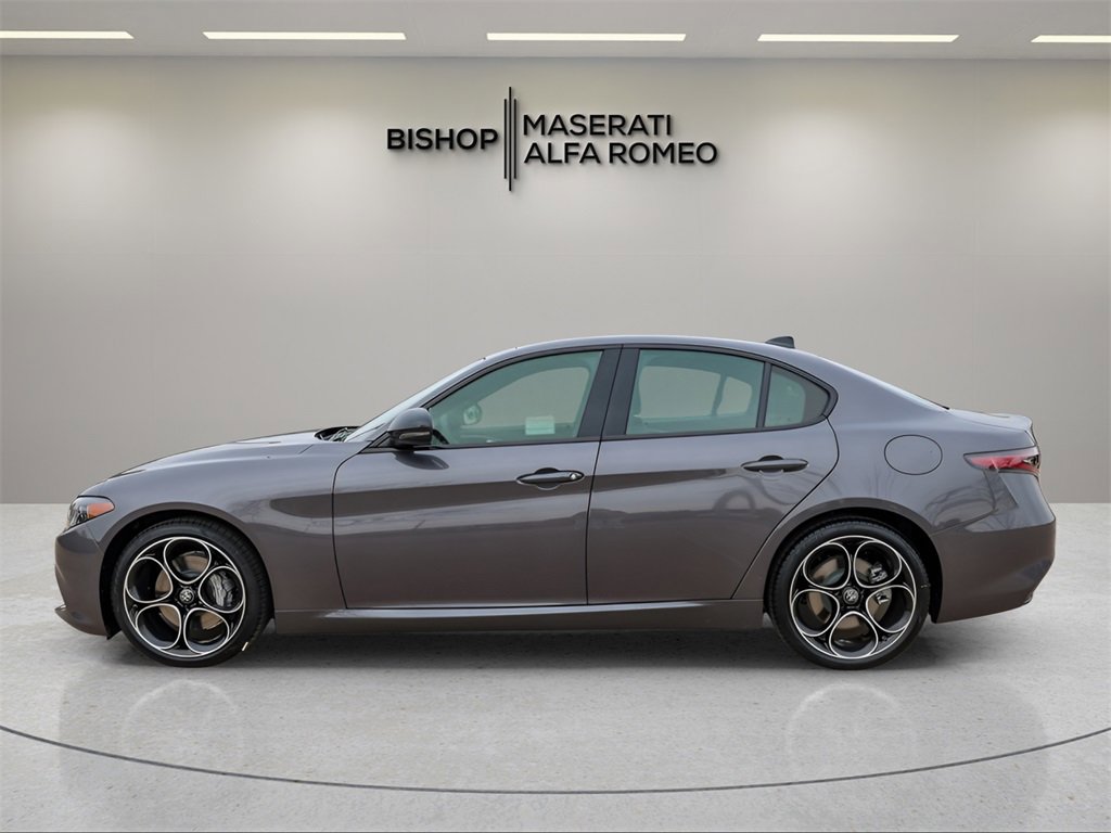 New 2026 Alfa Romeo Giulia w/ Driving Assist Package image 4