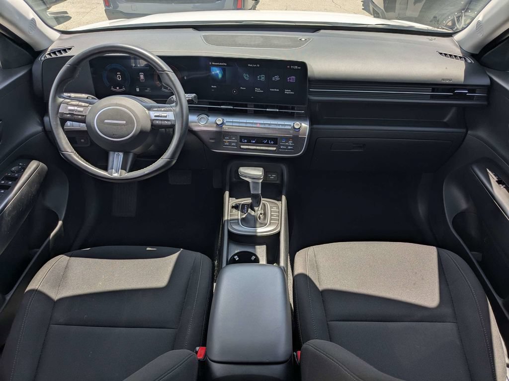 Used 2025 Hyundai Kona SEL AWD/4WD image 13