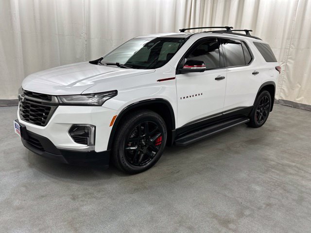 Used 2022 Chevrolet Traverse Premier w/ Redline Edition AWD/4WD image 2